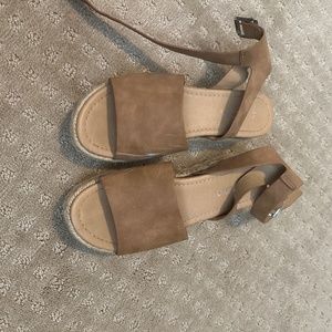 Woven block heel ankle strap summer sandals